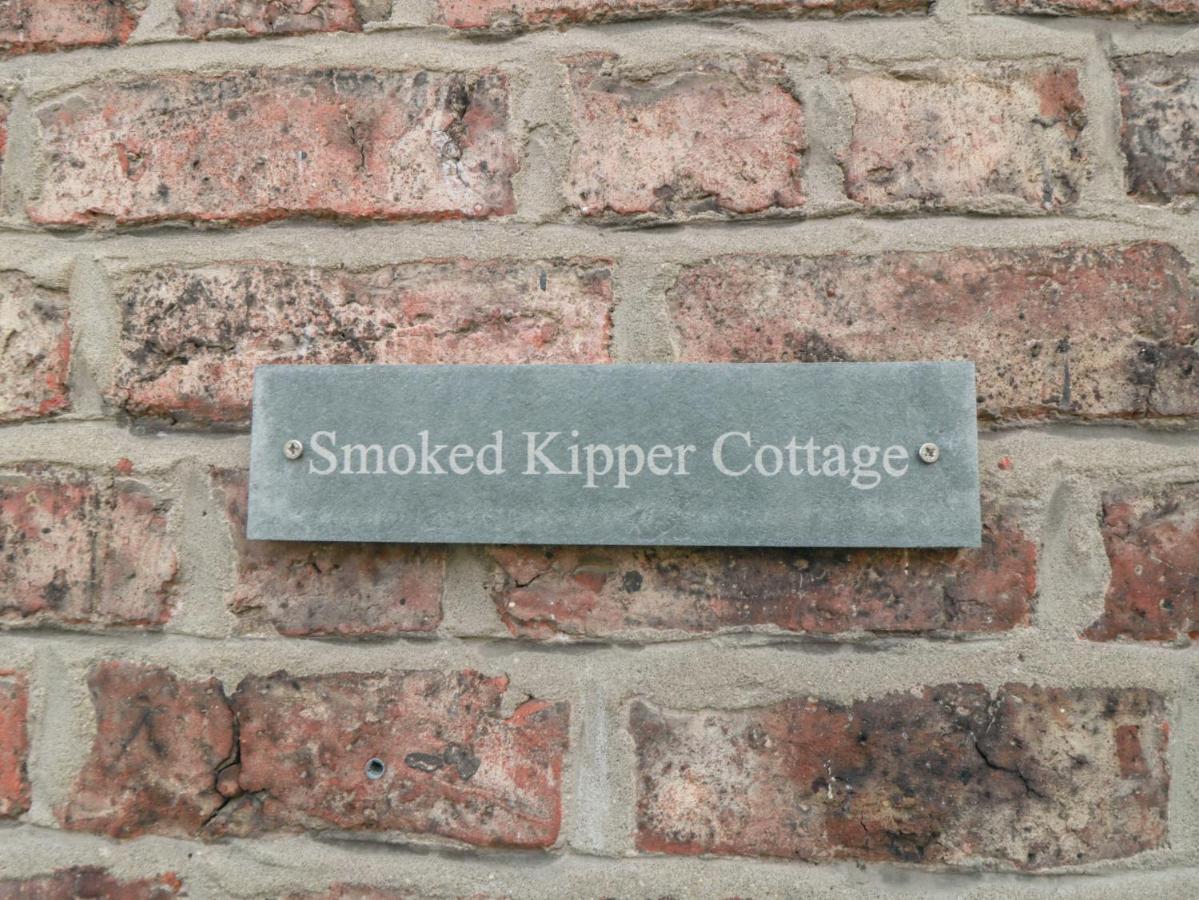 Smoked Kipper Cottage 휫비 외부 사진